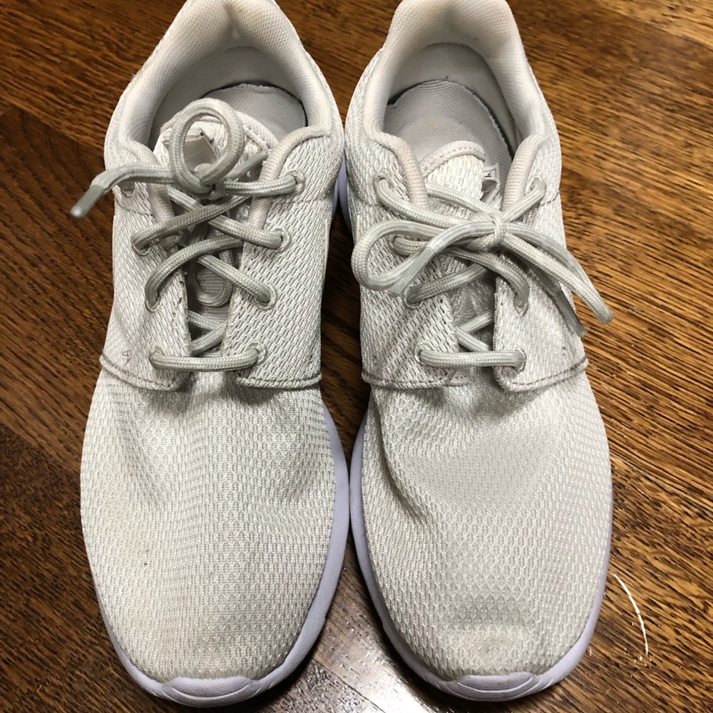 Gray Nike running shoes size 7